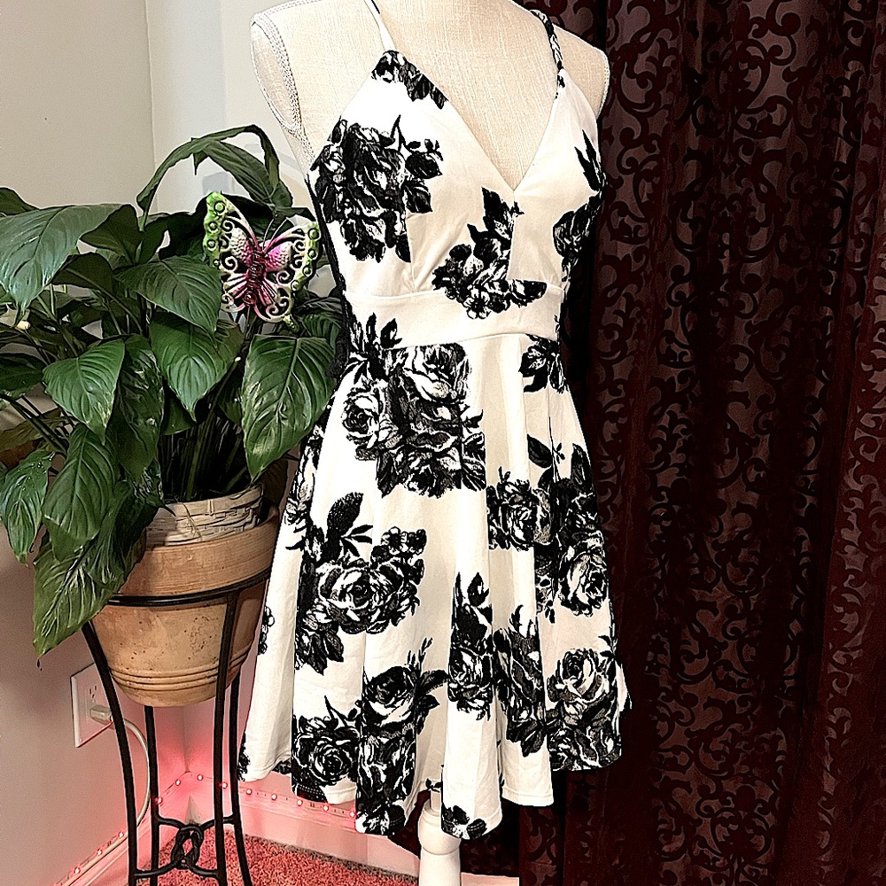 Iris Flower Print Dress, Sz Med.